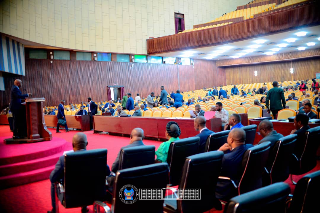 Assemblée nationale : recevabilité actée pour les réformes sur les huissiers de justice et le Code pénal